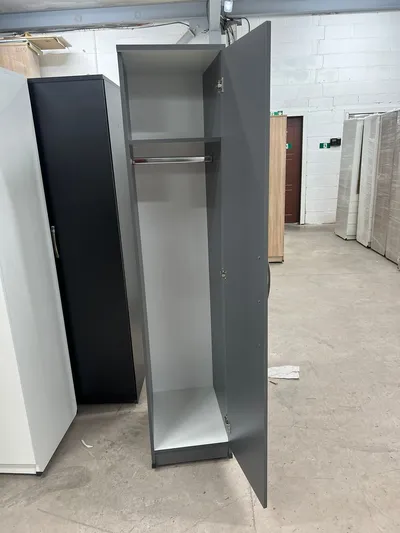 1 Door Wardrobe with Hanging Rail and Shelf
