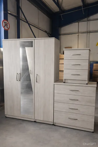 3 door wardrobe full set, view 9