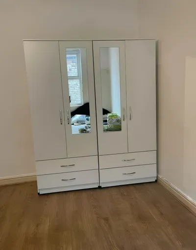 4 Door Wardrobe with 2 Mirrors and 4 Bottom Drawers