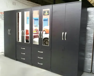 8 Door Wardrobe – Large Storage Design, view 2