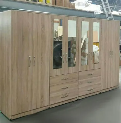 8 Door Wardrobe – Large Storage Design, view 4