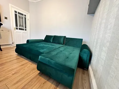 Berlin sofa bed green velvet, view 2