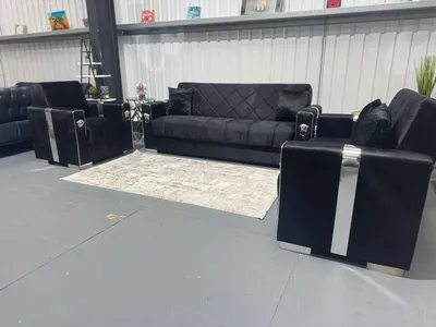 Black Silver Lion Sofa – Luxury Glamour with Royal Elegance