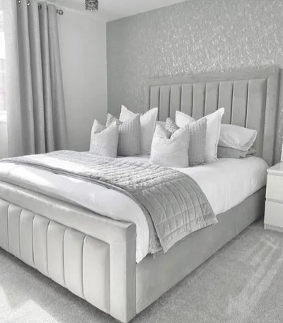 Line Bumper Luxury Beds