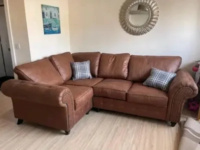 Oakland Sofa – Leather, view 2