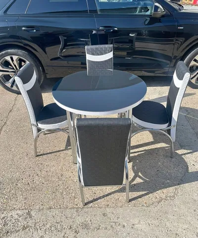 Round Dining Table – Modern Dining Table, view 4